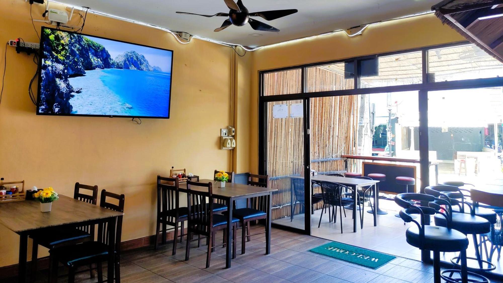 Lucky Buako Hotel Patong Exterior foto